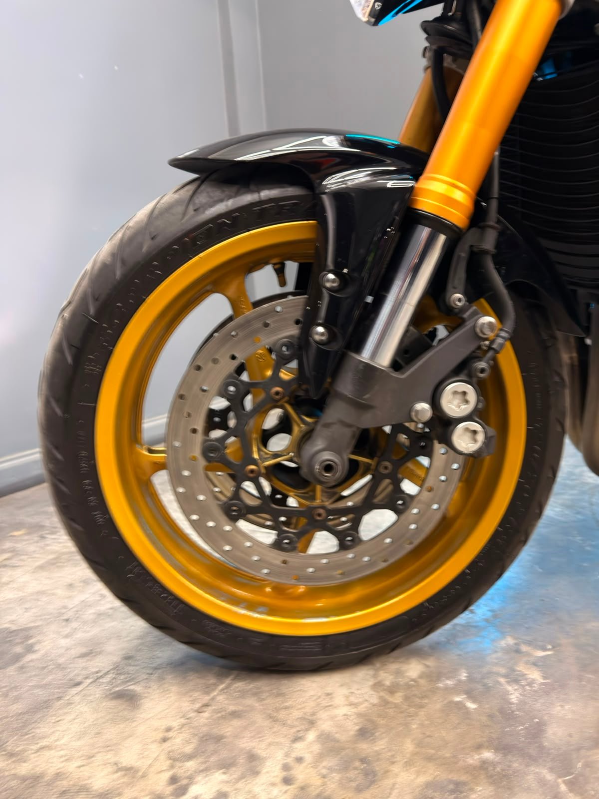 YAMAHA FZ1000 2011