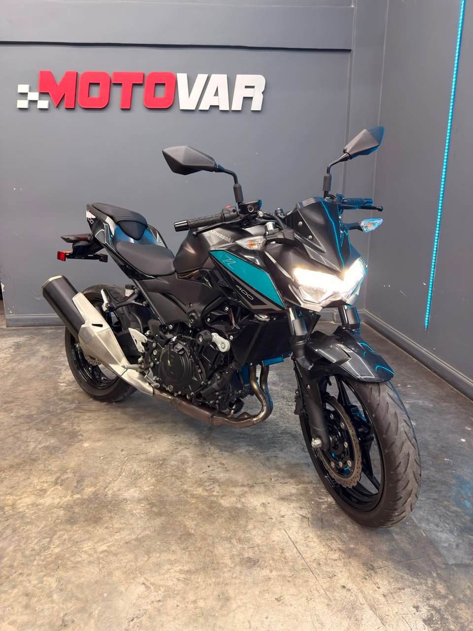 KAWASAKI Z400 2023