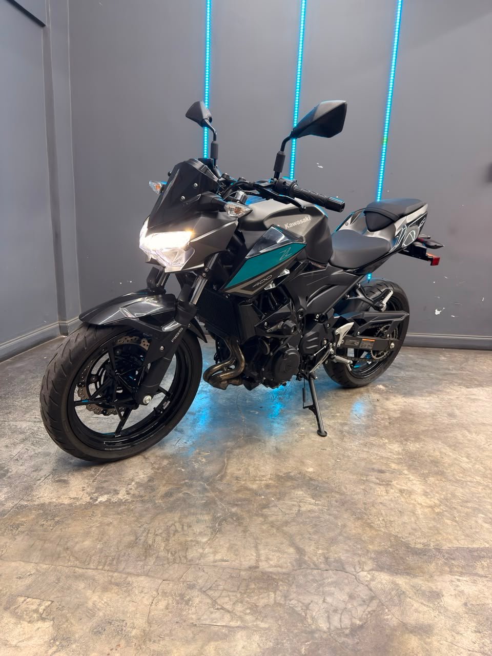 KAWASAKI Z400 2023