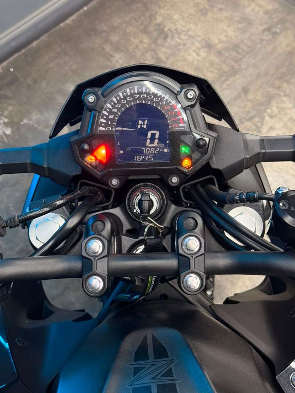 KAWASAKI Z400 2023