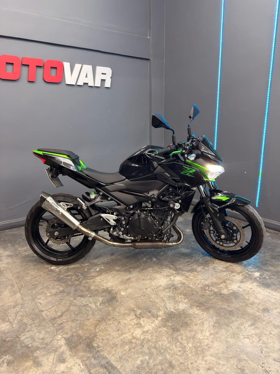 KAWASAKI Z400 2023