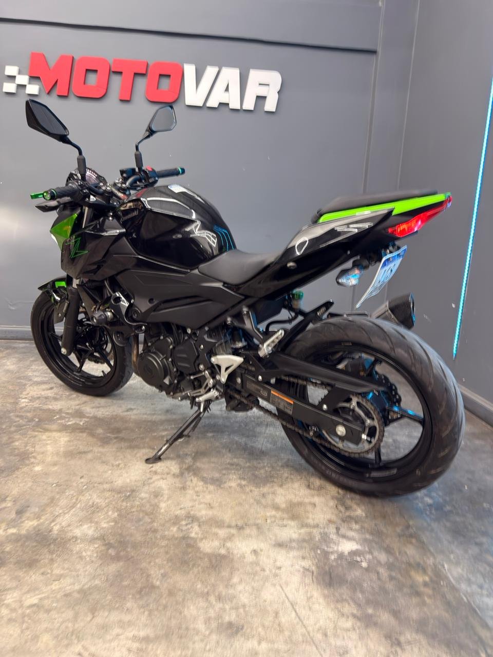 KAWASAKI Z400 2023