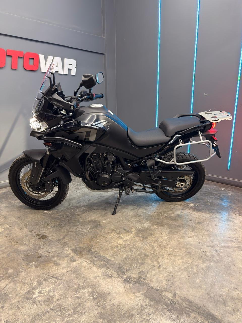 CFMOTO 800MT 2025