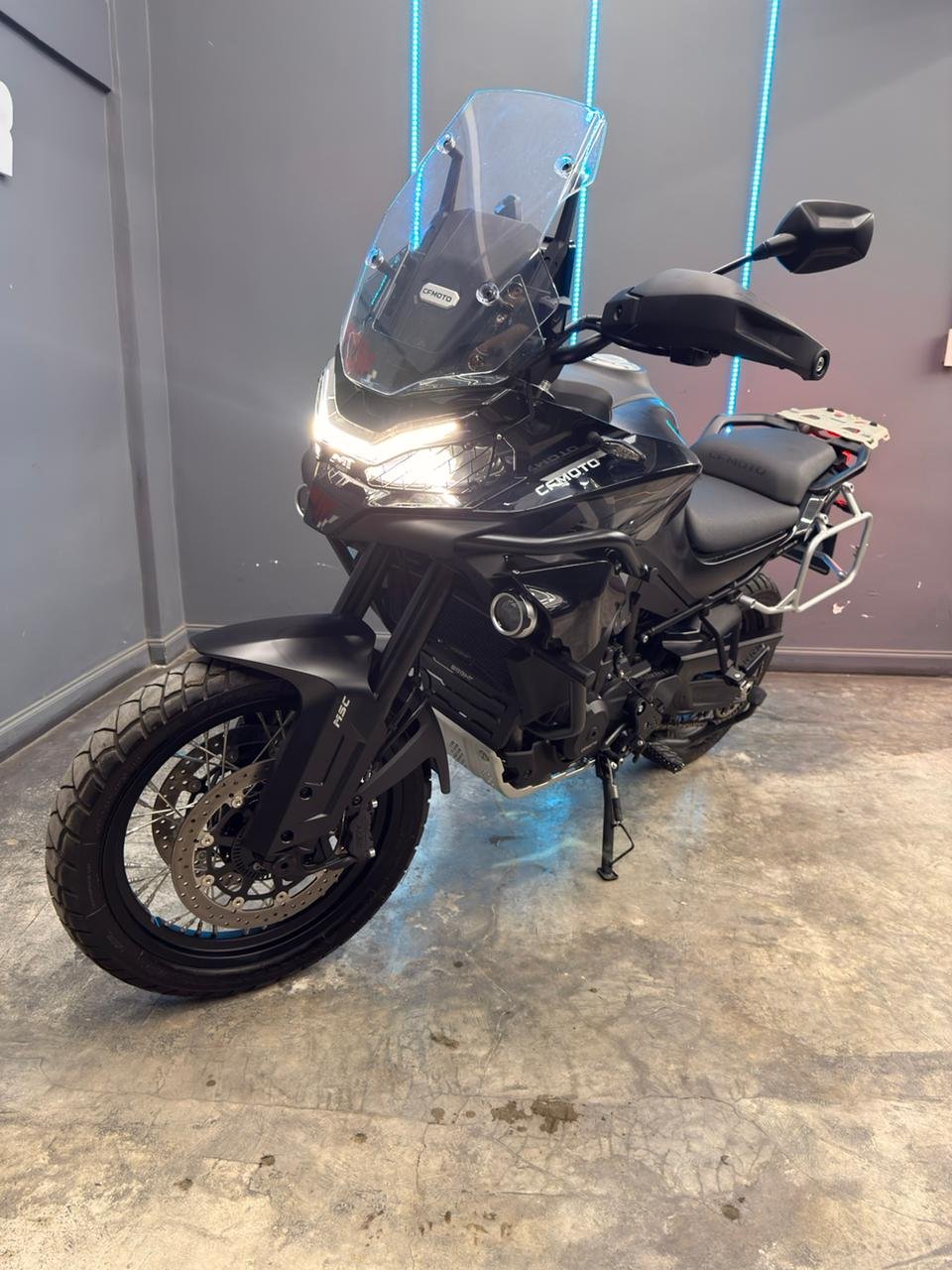 CFMOTO 800MT 2025