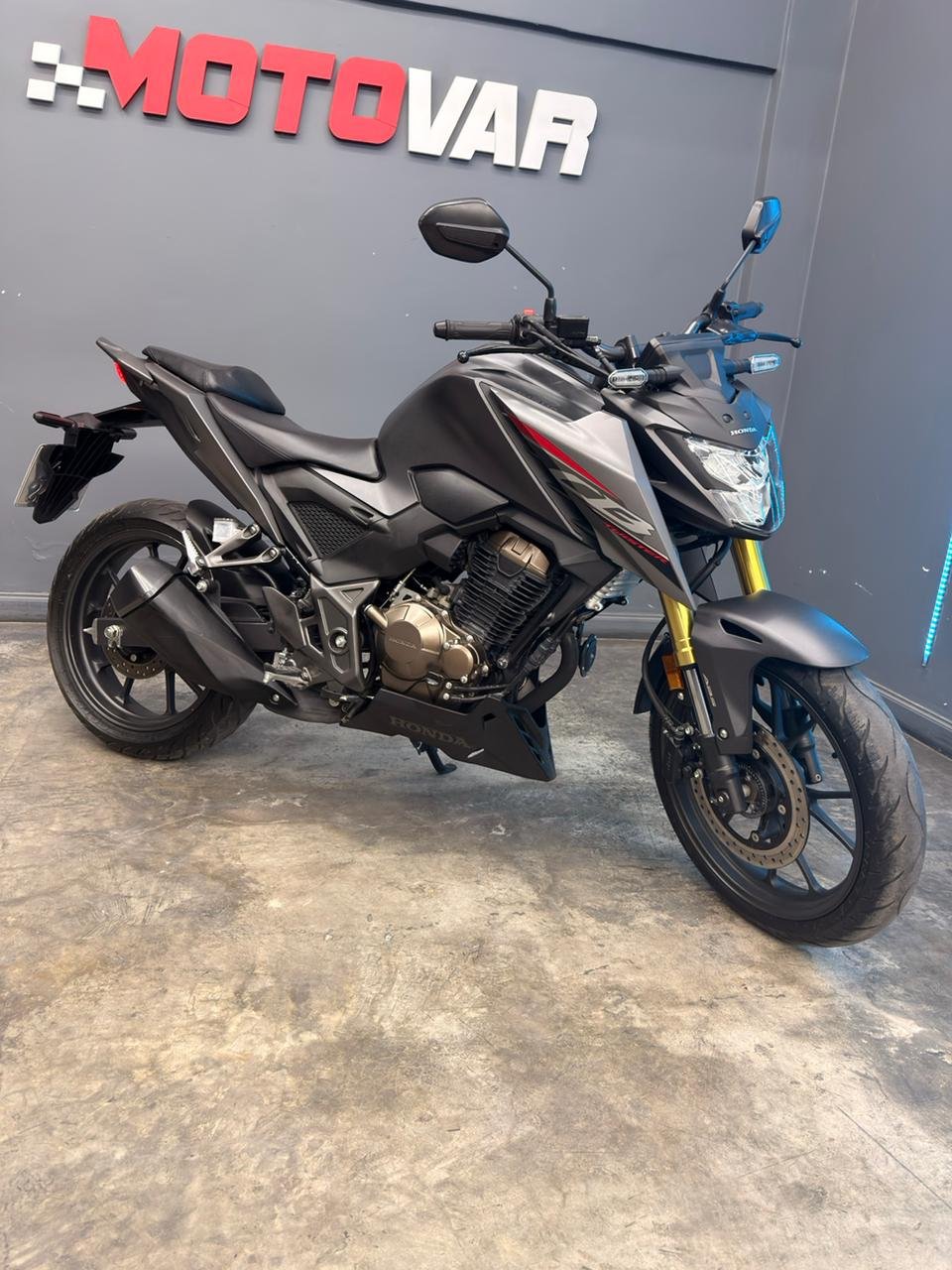 HONDA CB300 2024