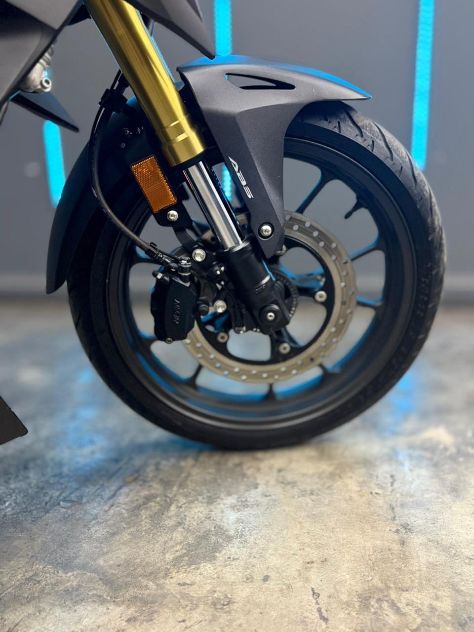 HONDA CB300 2024
