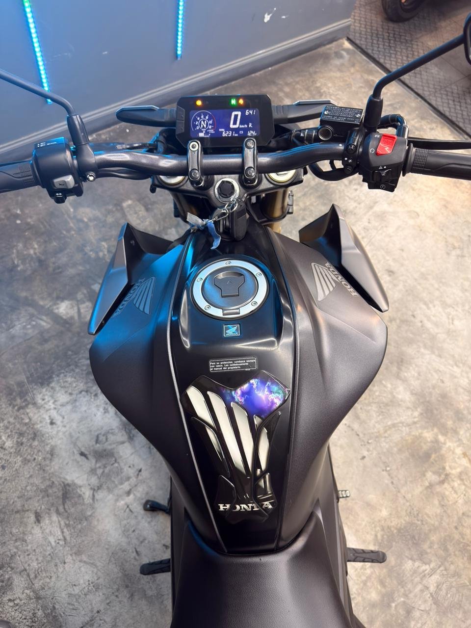 HONDA CB300 2024