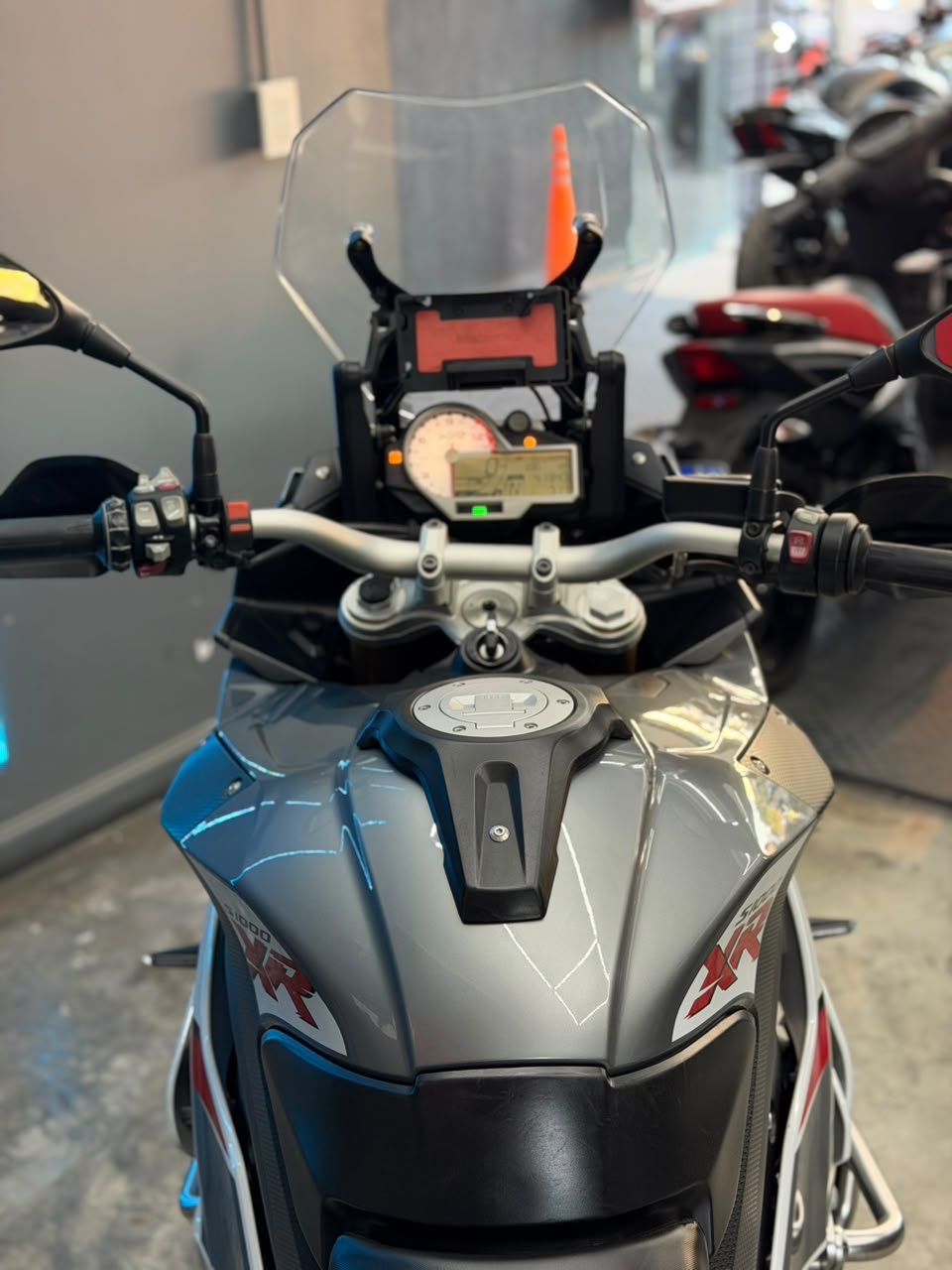 BMW XR1000 2018