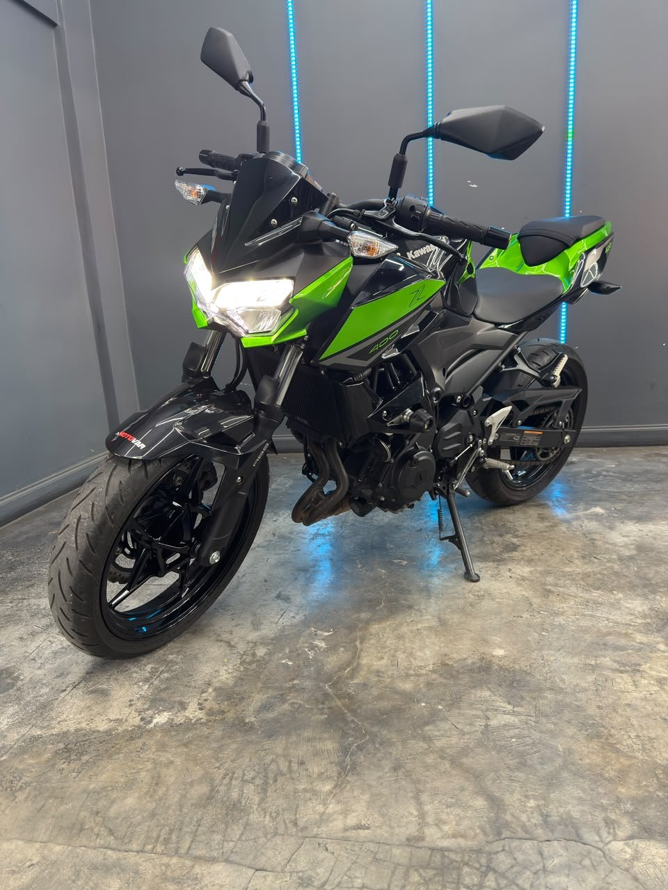 KAWASAKI Z400 2023