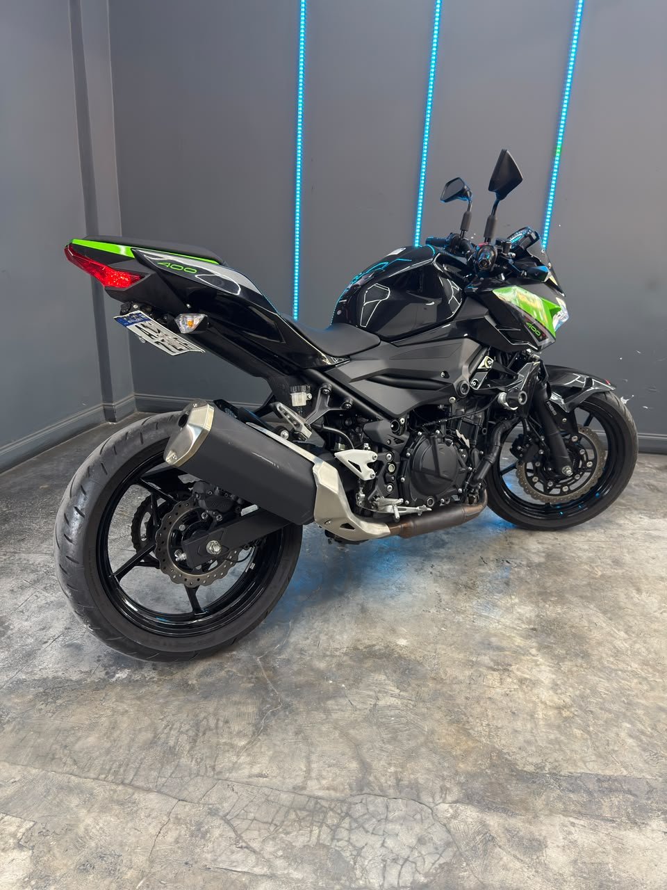 KAWASAKI Z400 2023