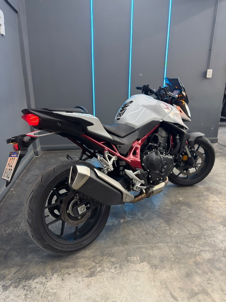 HONDA CB750 HORNET 2023