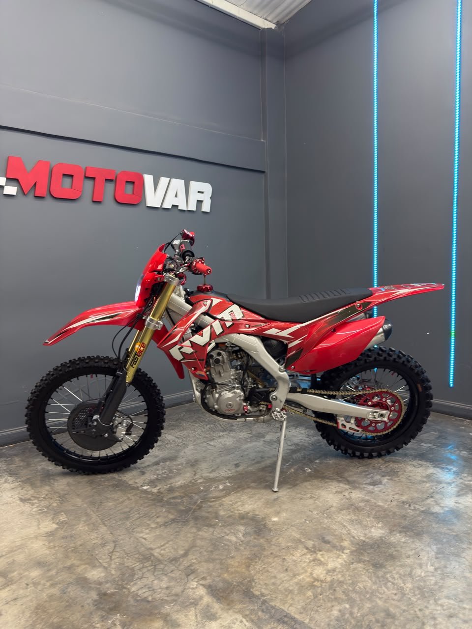 RVM CZ 250 R 2026