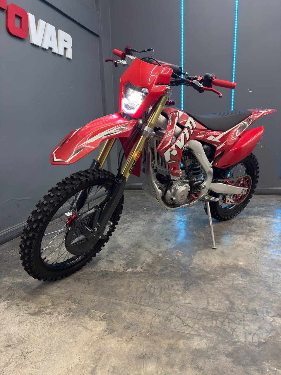 RVM CZ 250 R 2026