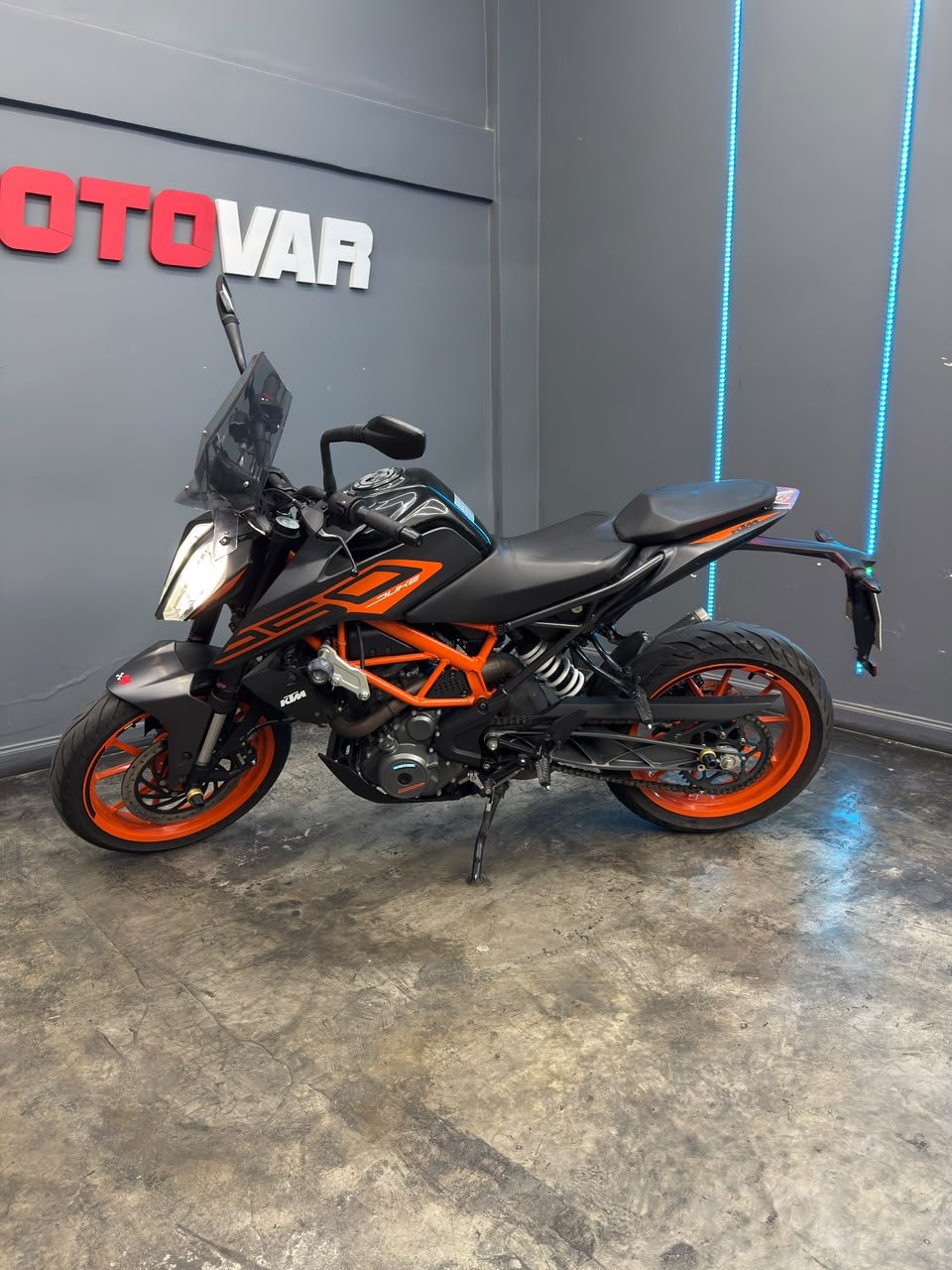 KTM DUKE 250 2023
