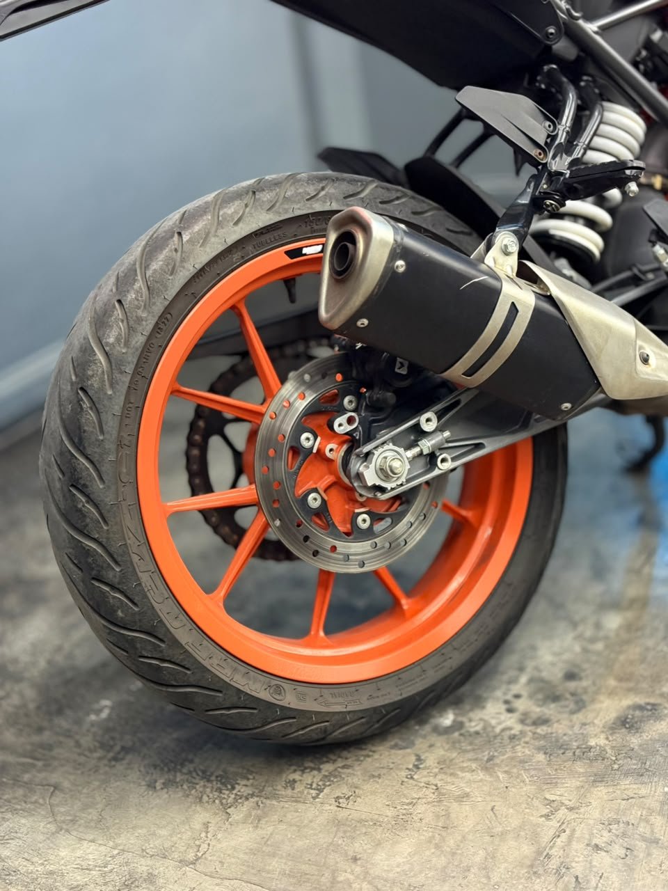 KTM DUKE 250 2023