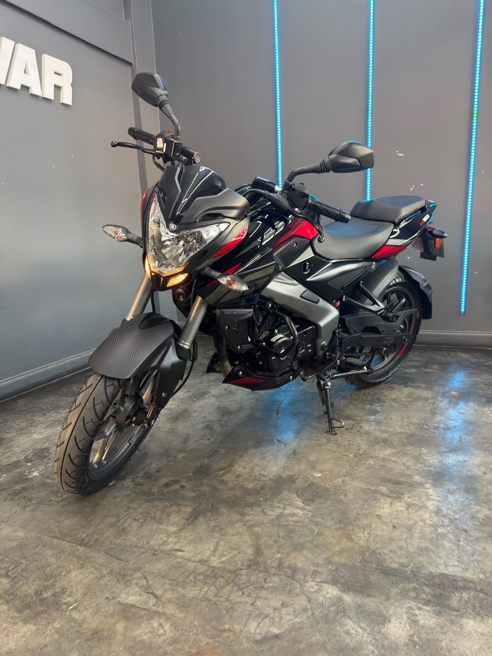 BAJAJ ROUSER NS160 2026