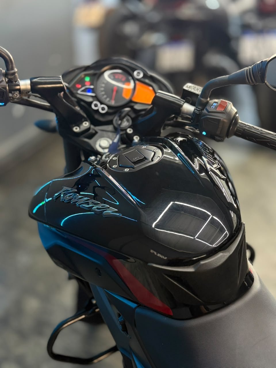 BAJAJ ROUSER NS160 2026