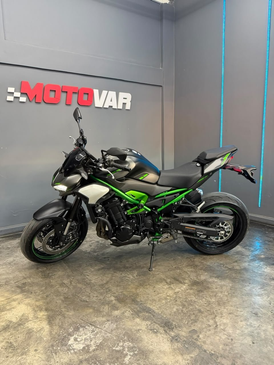 KAWASAKI Z900 2026