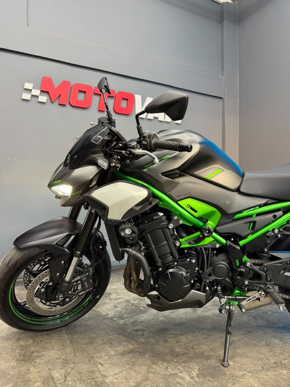 KAWASAKI Z900 2026