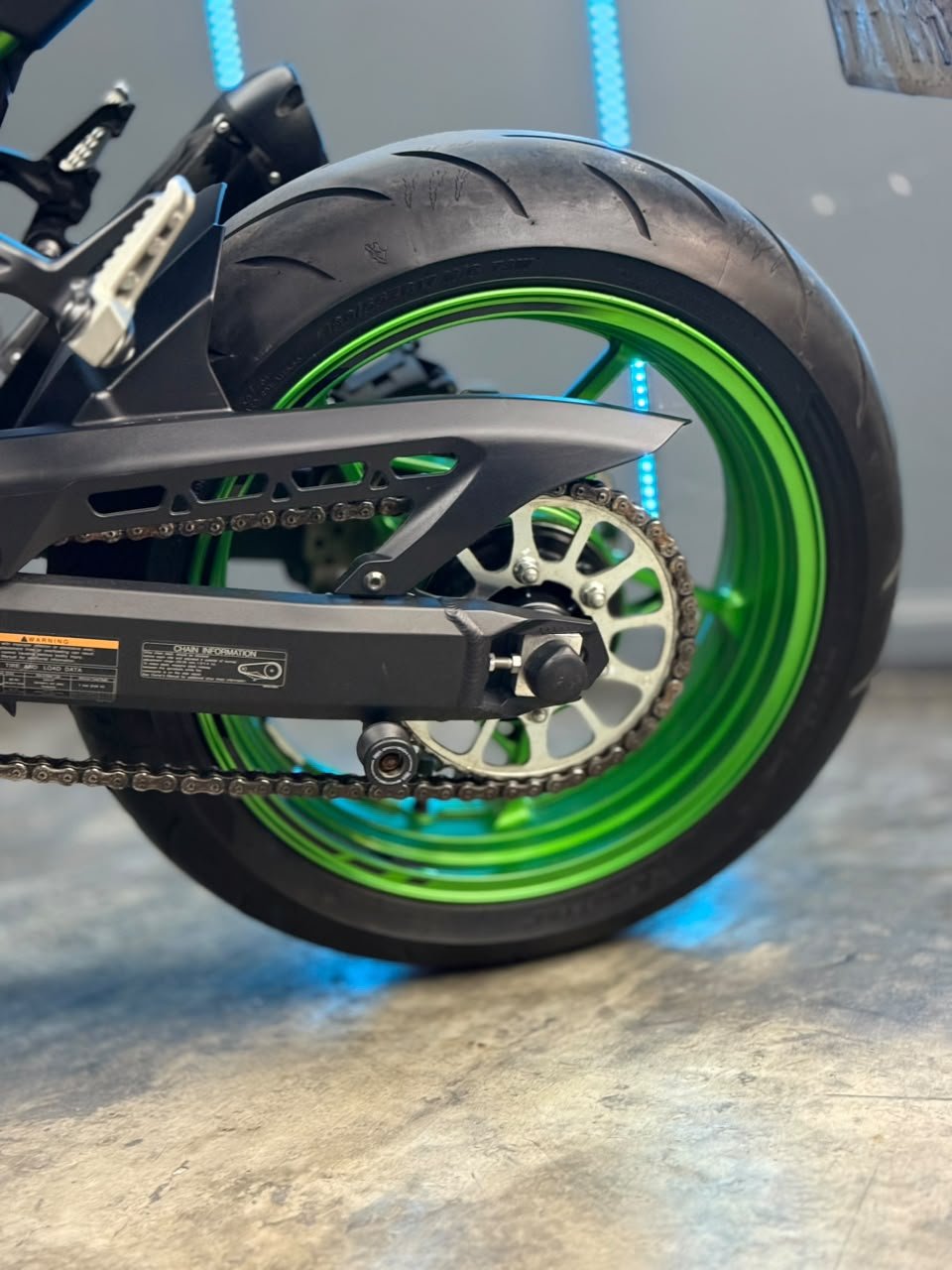 KAWASAKI Z900 2024