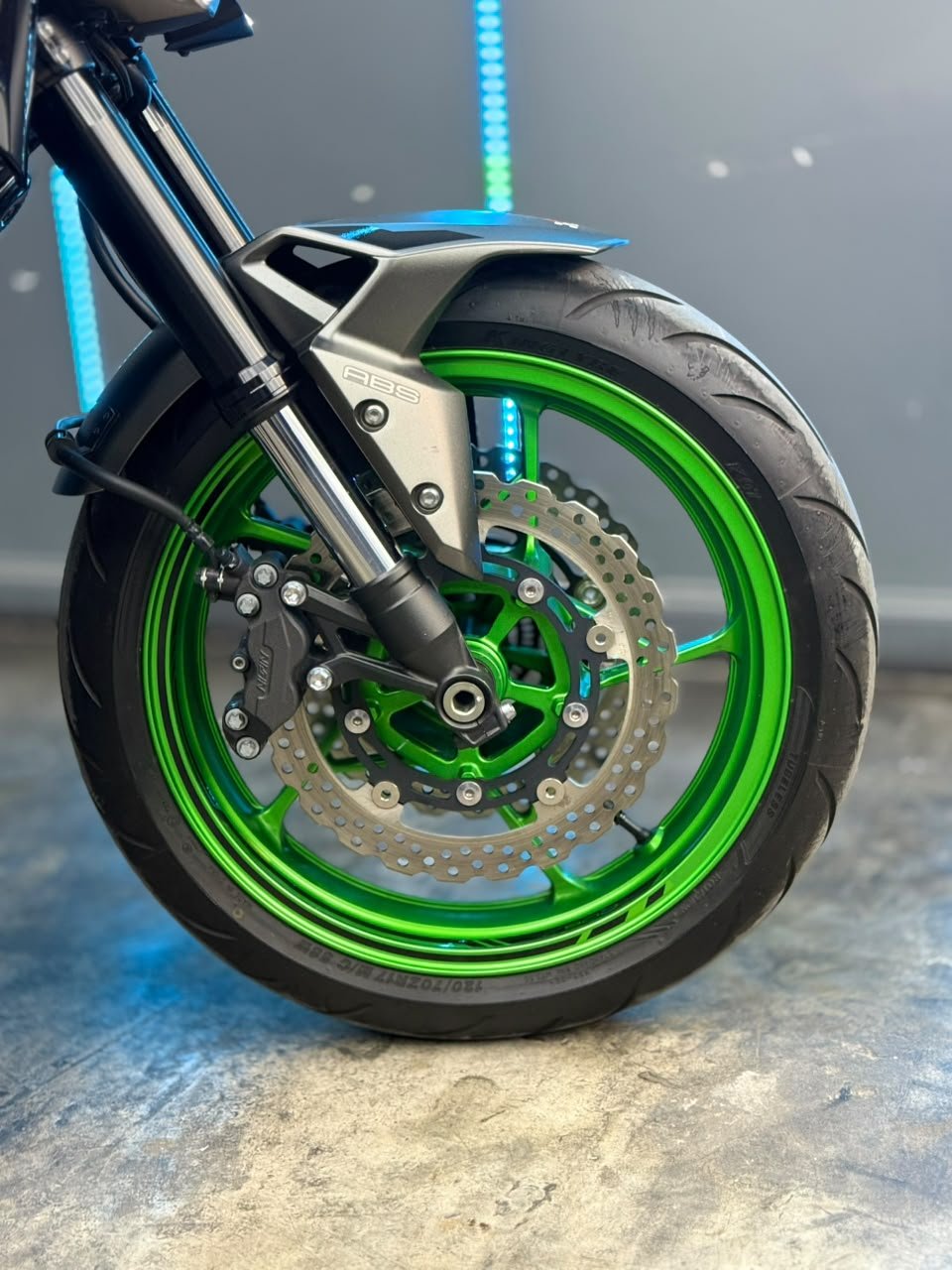 KAWASAKI Z900 2024