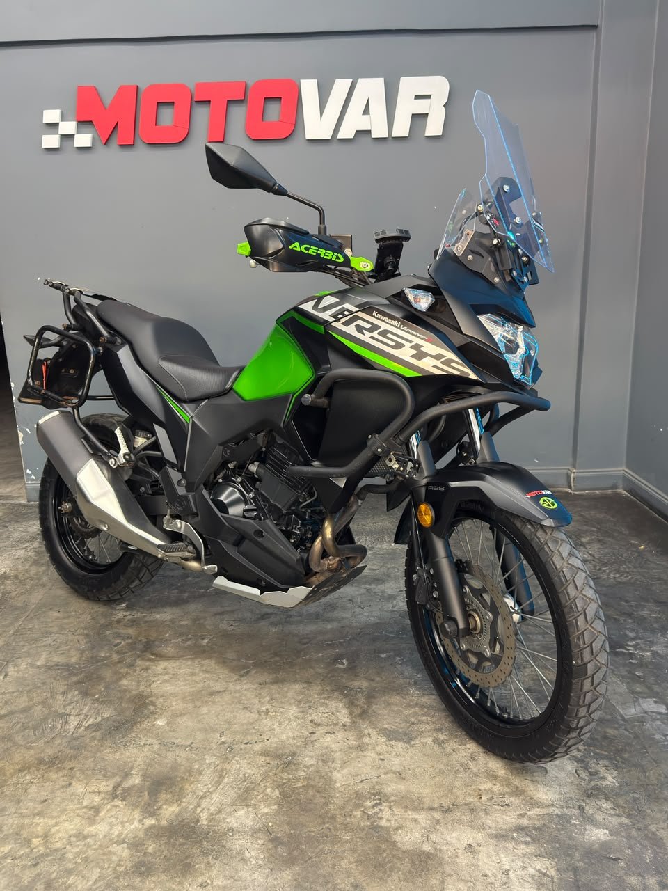 KAWASAKI VERSYS 300