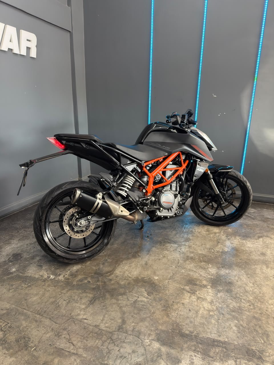 KTM DUKE 390 2024
