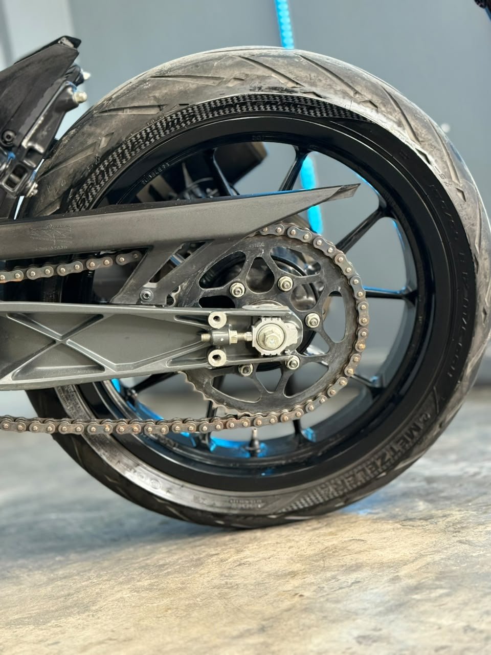 KTM DUKE 390 2024