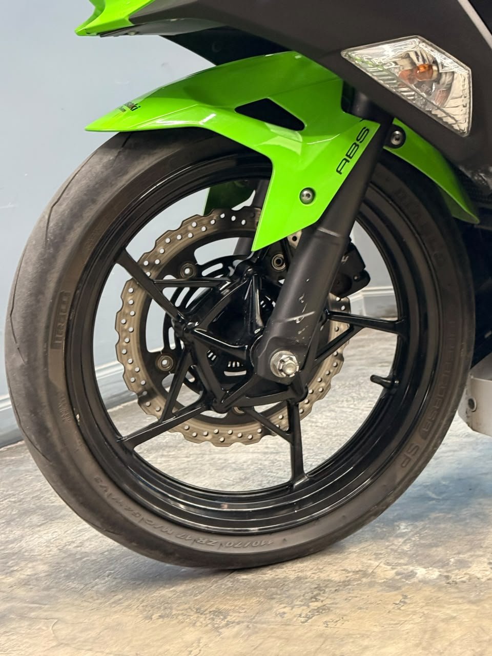 KAWASAKI NINJA 400 2023