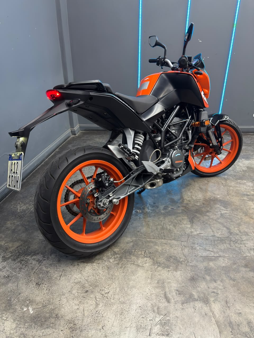 KTM DUKE 200 2020