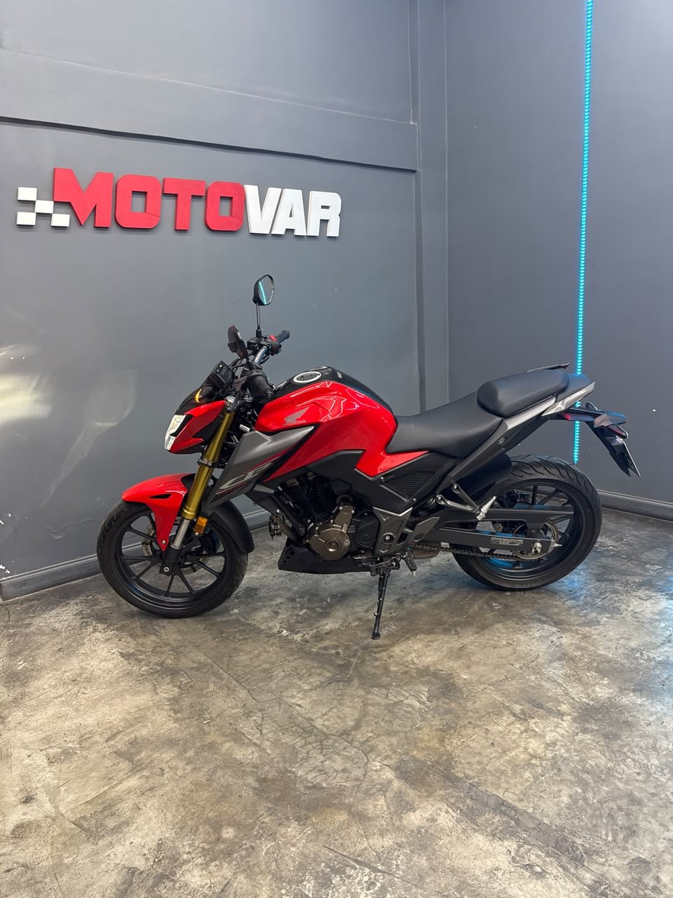 HONDA CB300F TWISTER 2025