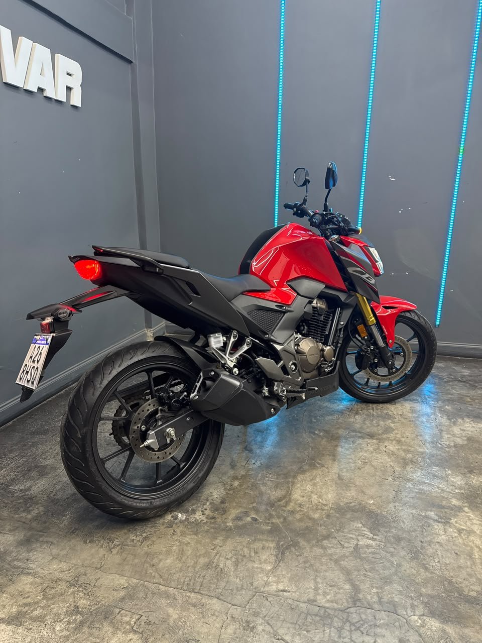 HONDA CB300F TWISTER 2025
