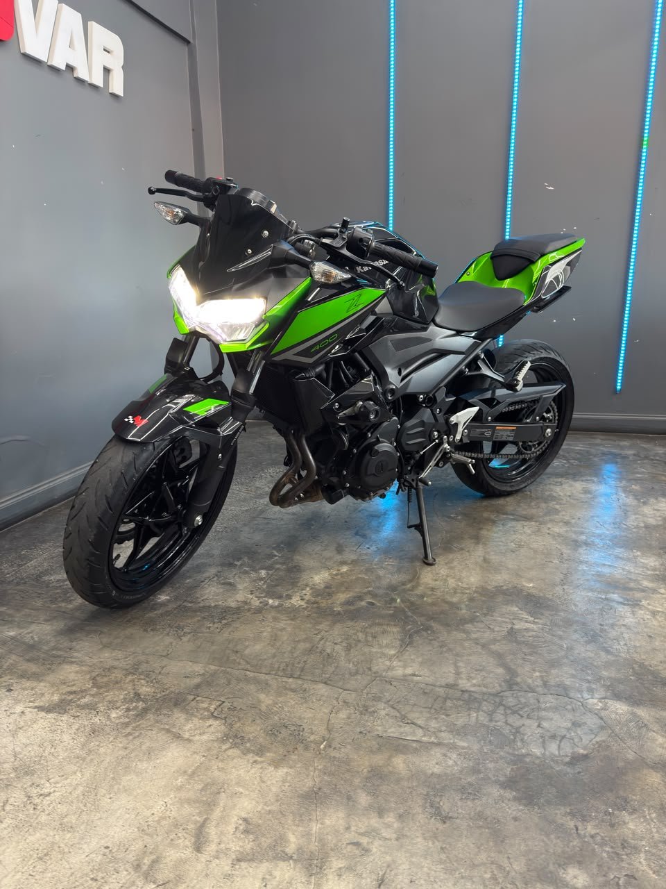 KAWASAKI Z400 2023