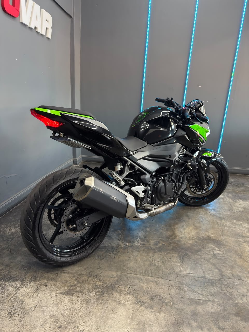 KAWASAKI Z400 2023