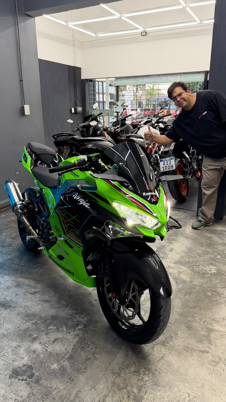 KAWASAKI NINJA 400 2023