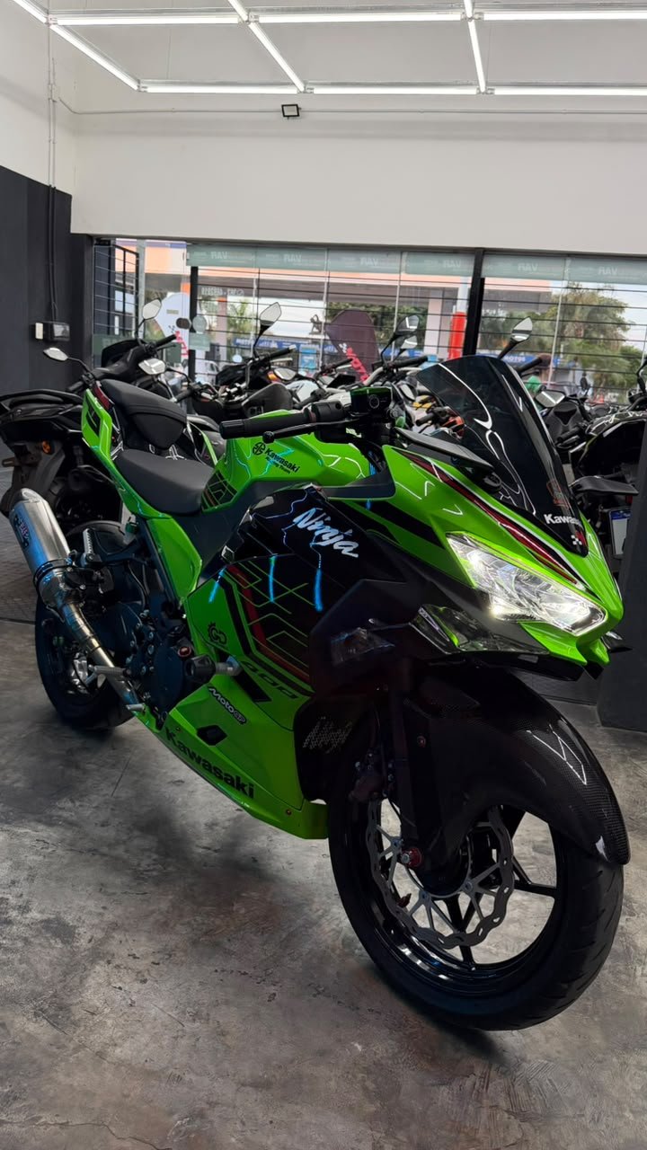 KAWASAKI NINJA 400 2023