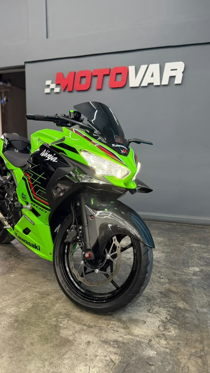KAWASAKI NINJA 400 2023
