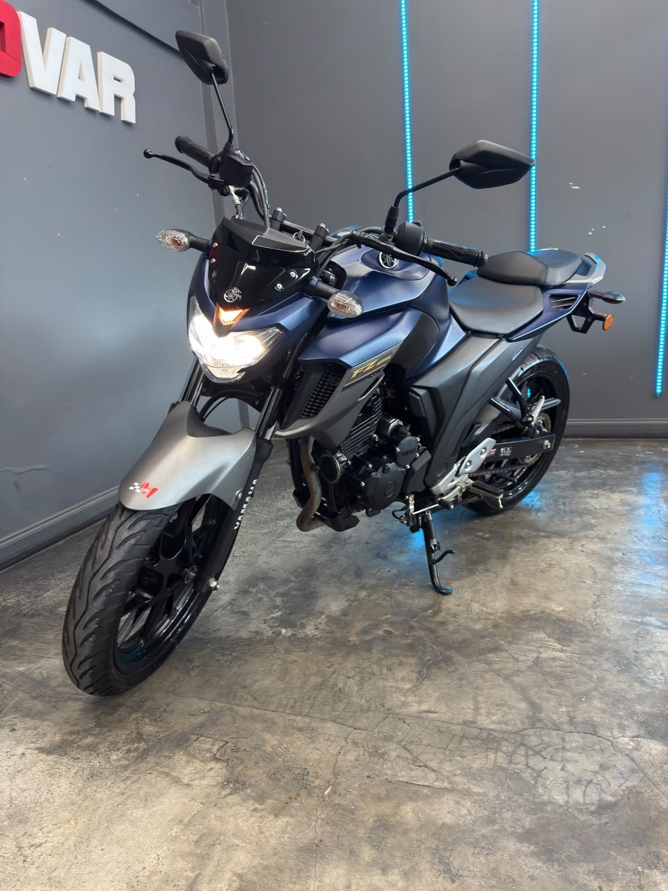 YAMAHA FZ 250 2025