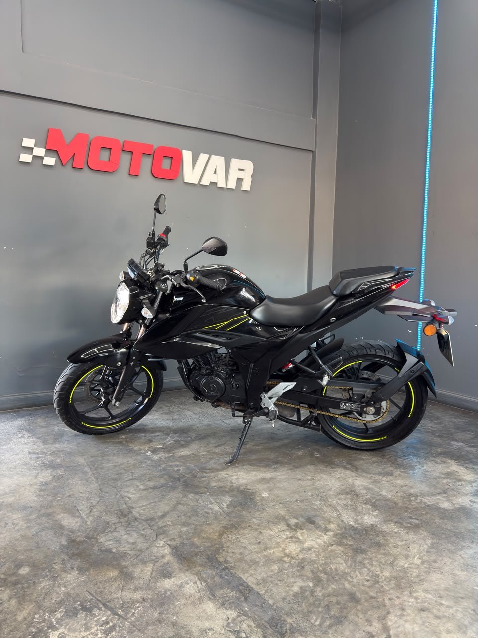 SUZUKI GIXXER 150 2025
