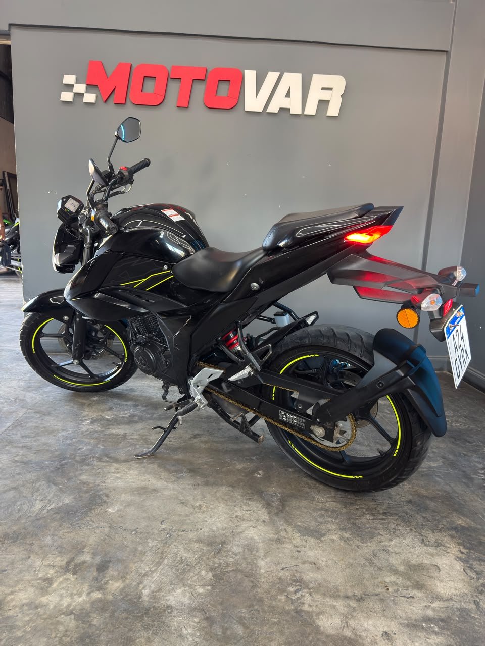 SUZUKI GIXXER 150 2025