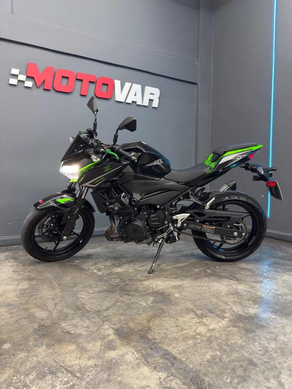 KAWASAKI Z400 2023