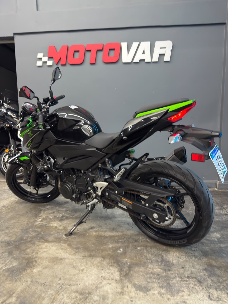 KAWASAKI Z400 2023