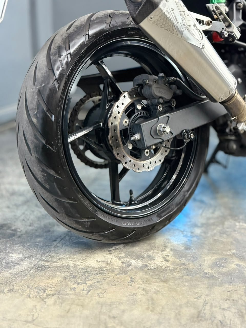 KAWASAKI Z400 2023