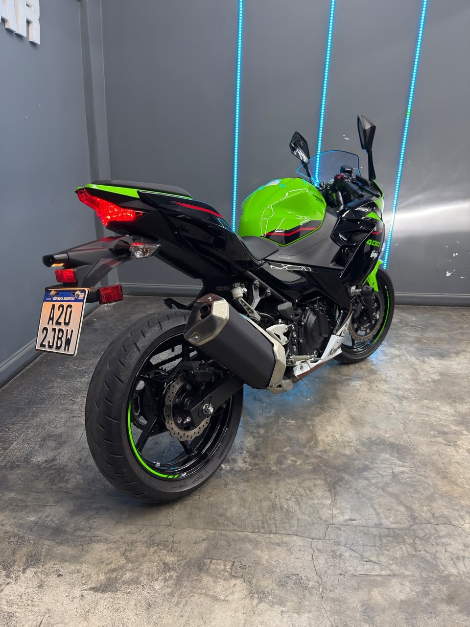 KAWASAKI NINJA 400 2023