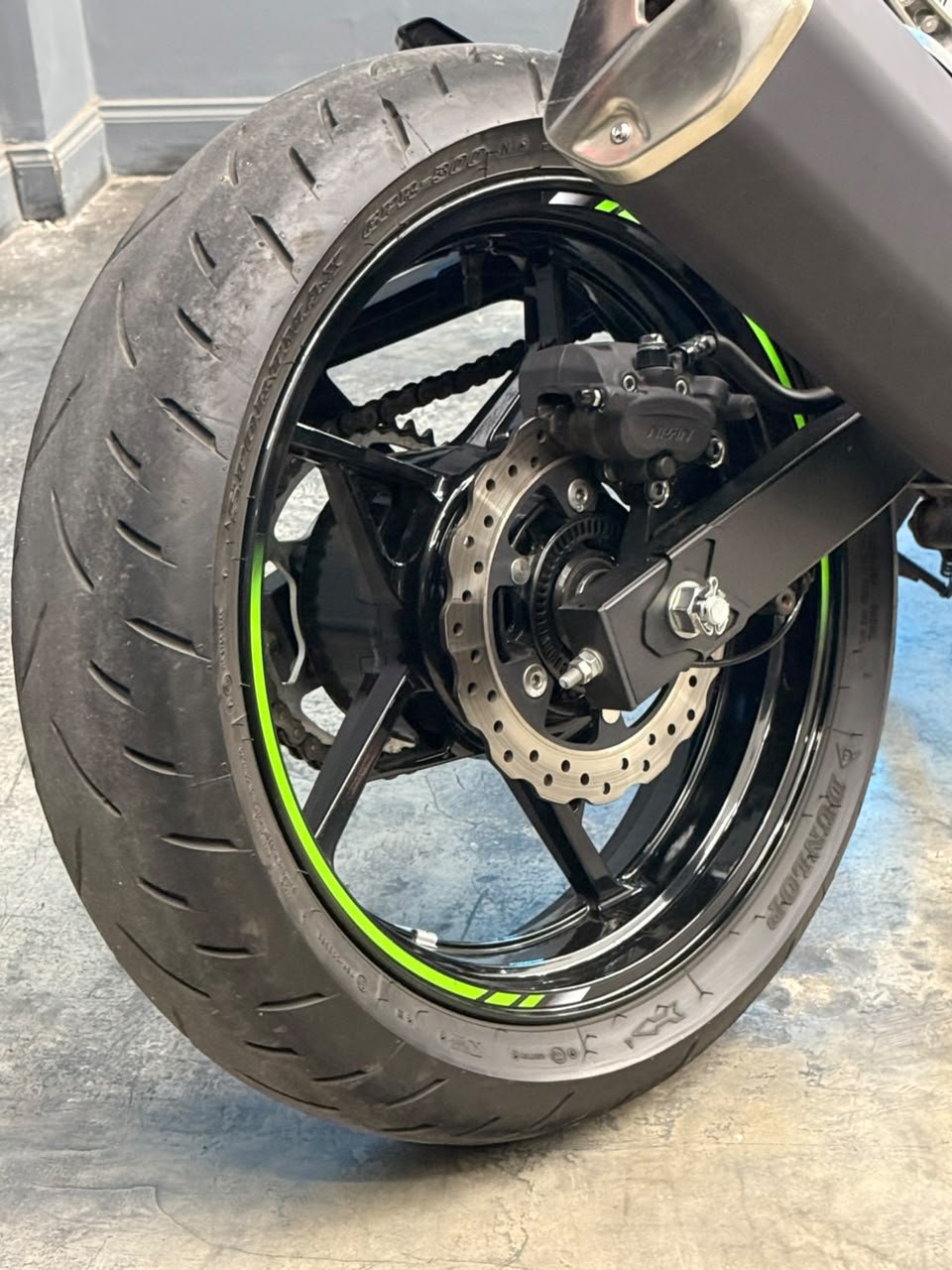 KAWASAKI NINJA 400 2023