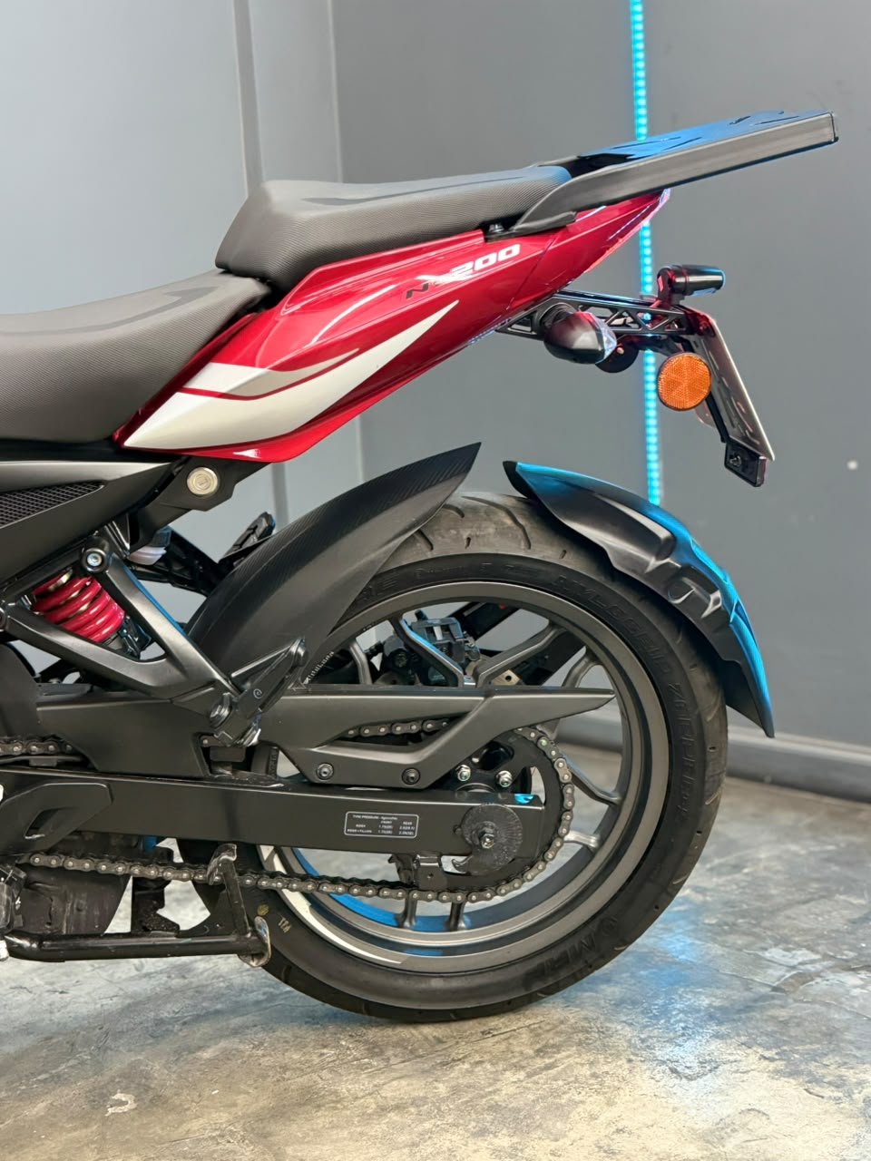 BAJAJ ROUSER 200 2026