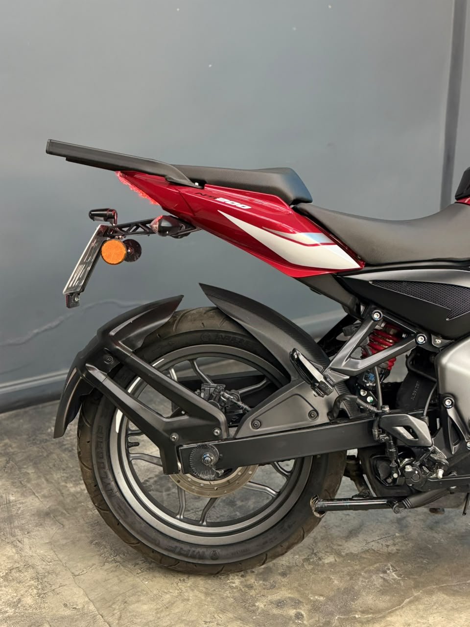 BAJAJ ROUSER 200 2026