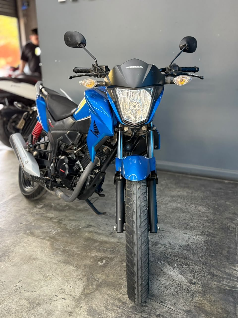 HONDA CB125F TWISTER 2022