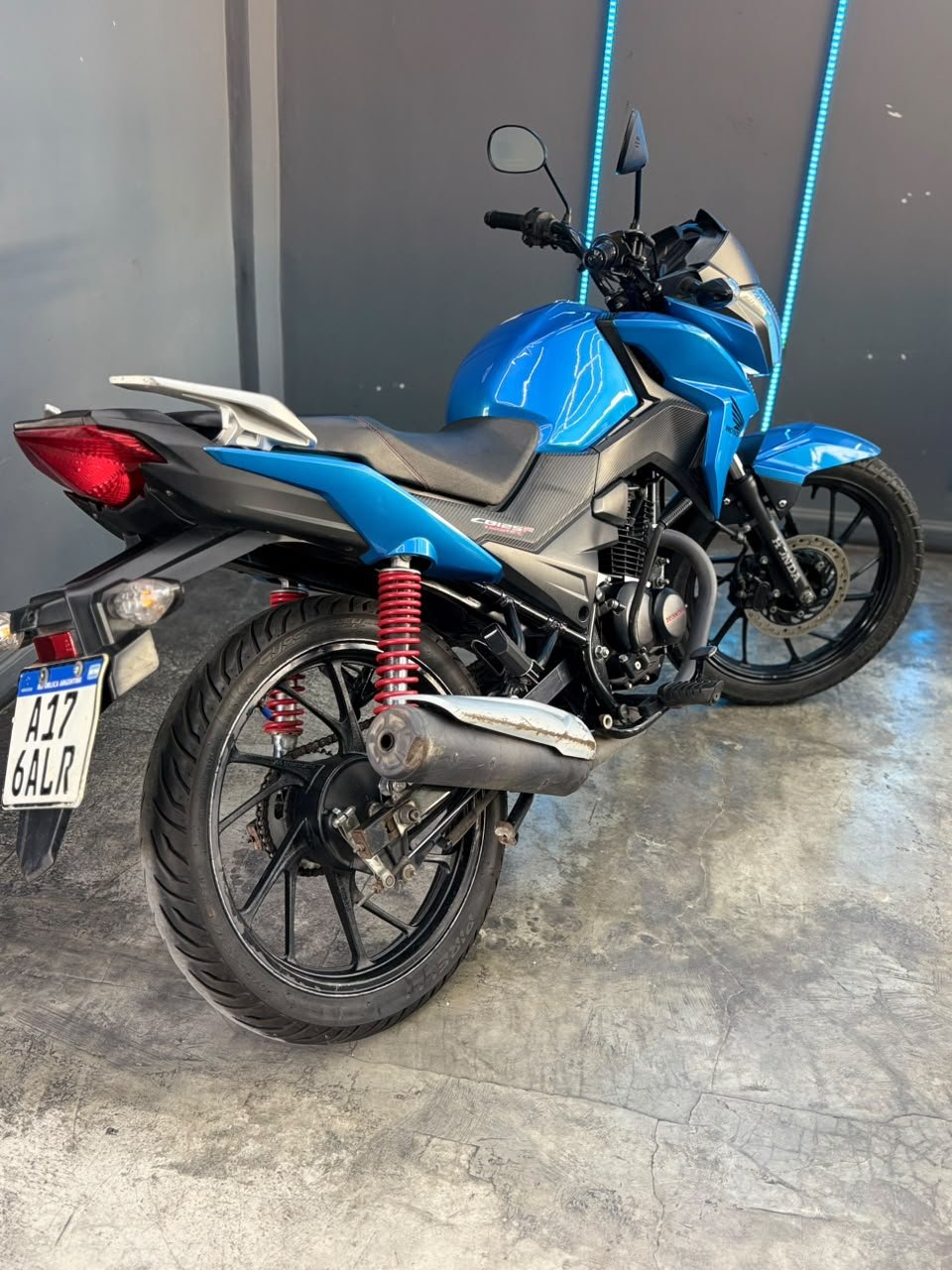 HONDA CB125F TWISTER 2022