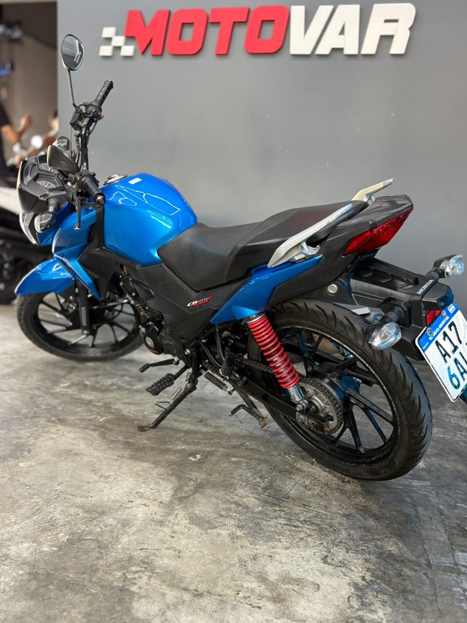 HONDA CB125F TWISTER 2022